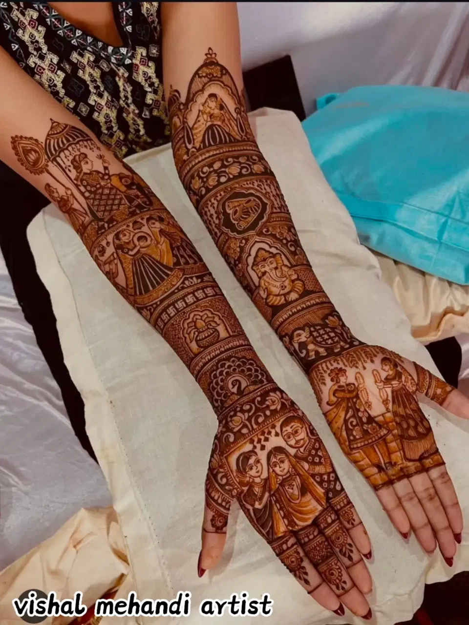 Bridal Full Hand Mehndi Design with Figures (18)