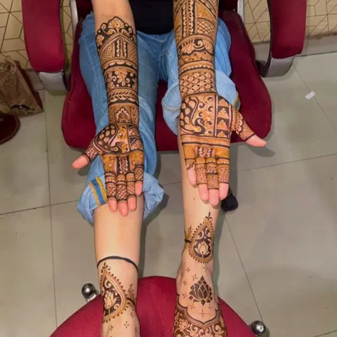 simple jaal full hand mehndi design