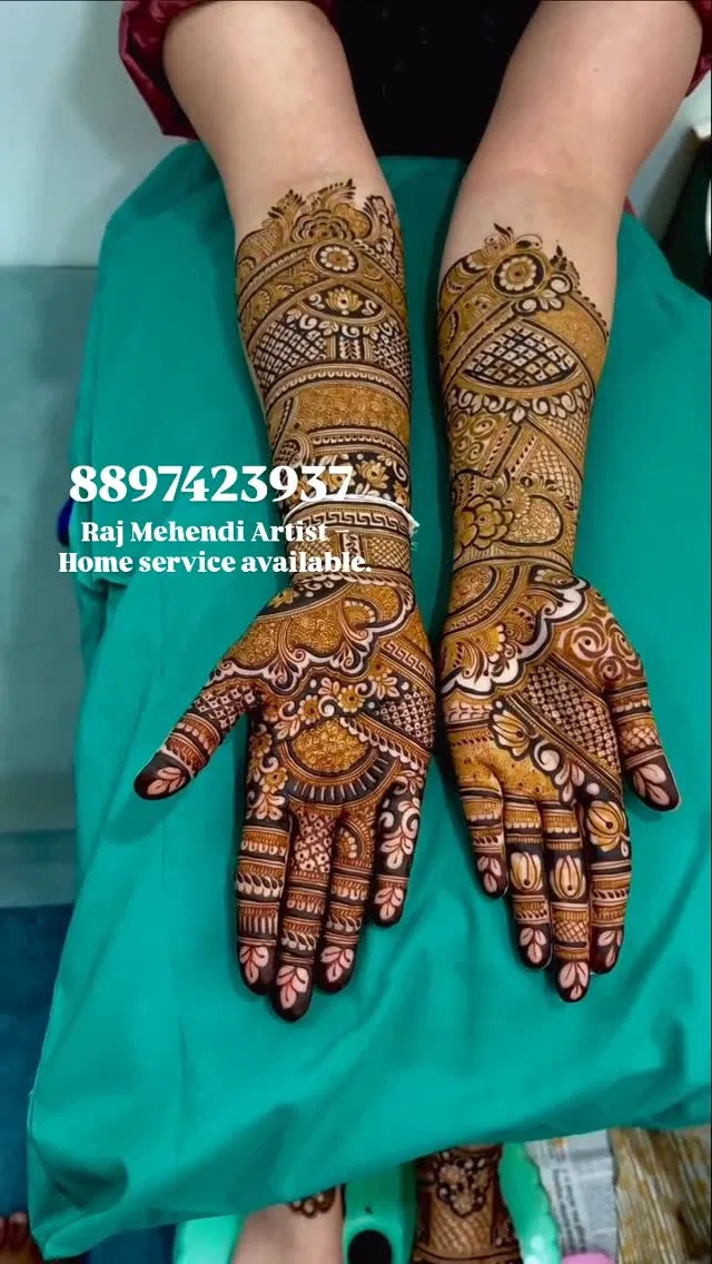 Front Hand Mehndi Design with Figures (2)