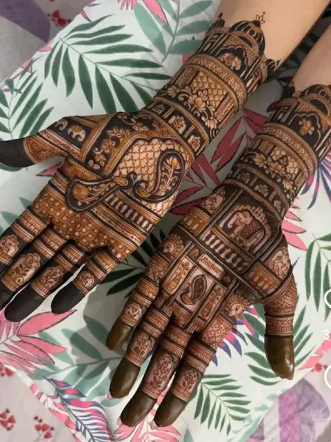 arabic jaal back hand mehndi design