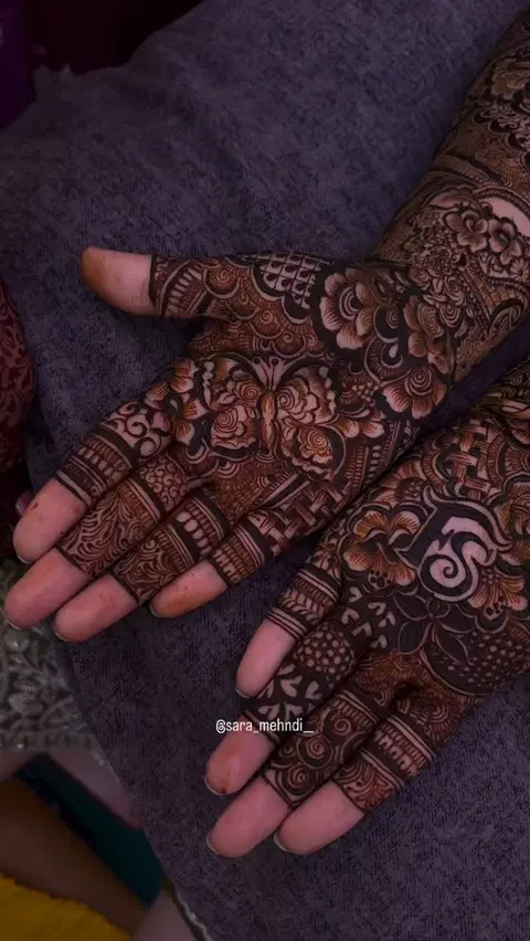 front hand mehndi design
