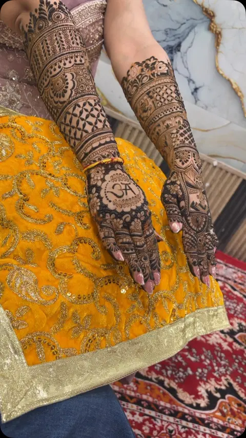 figure full hand mehndi design