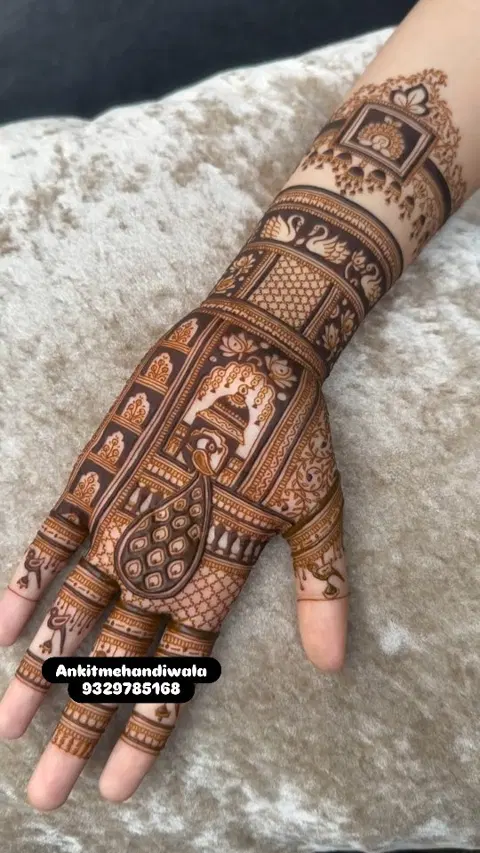 bridal figure mehndi design