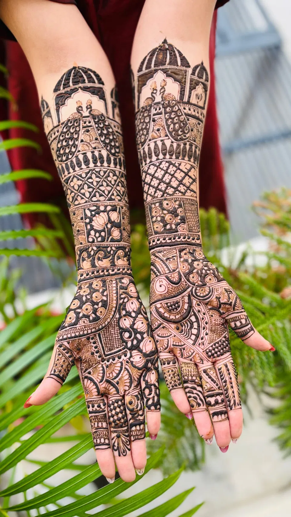 Bridal Full Hand Mehndi Design with Figures (20)