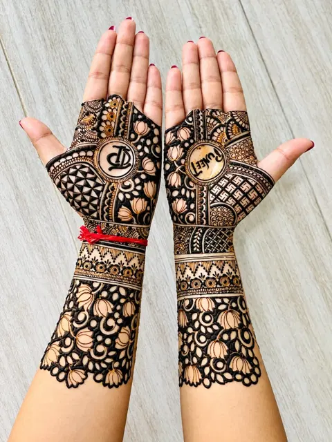 aesthetic heart full hand mehndi design