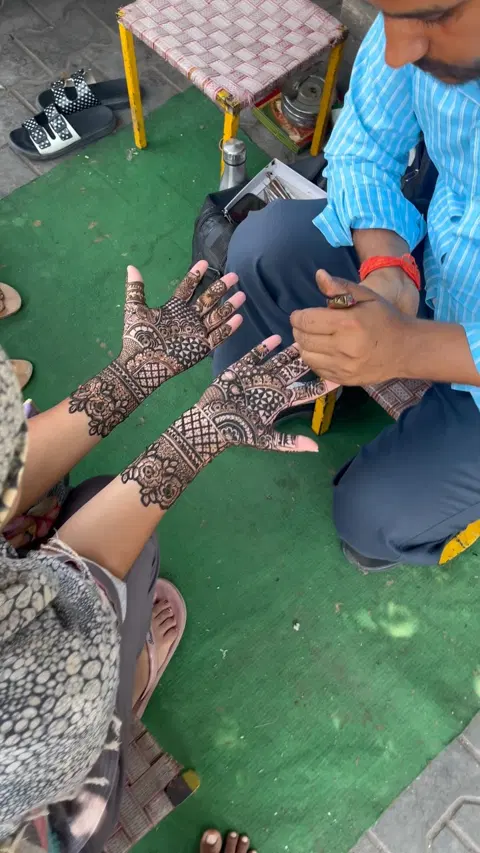 bridal front hand mehndi design