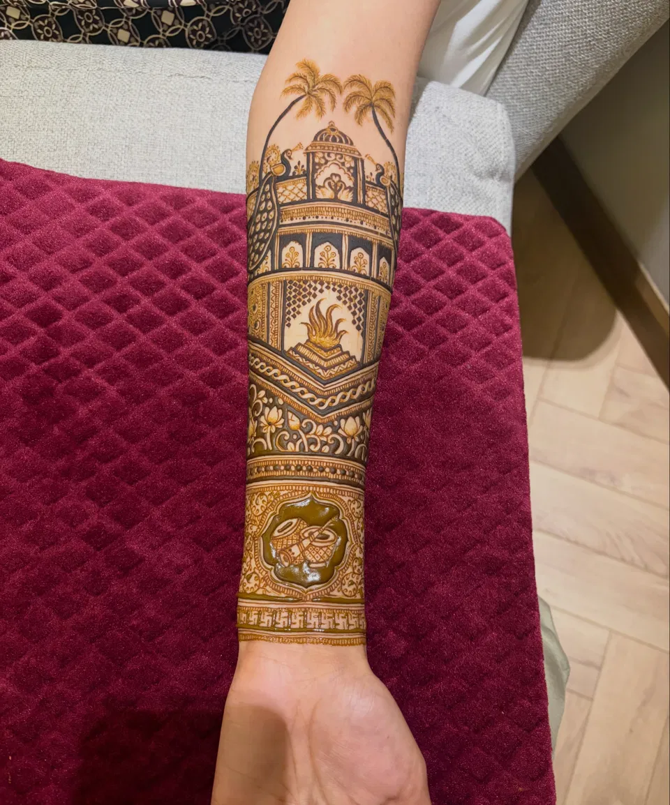 Bridal Front Hand Mehndi Design