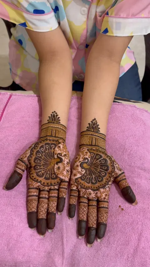 bridal peacock front hand mehndi design