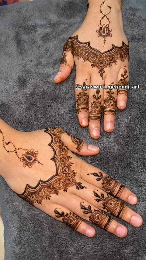 aesthetic simple finger mehndi design