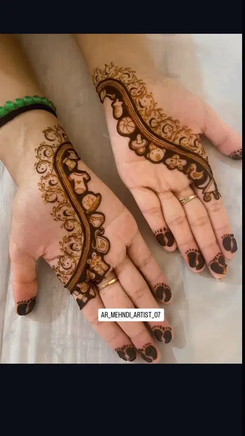 aesthetic heart finger mehndi design