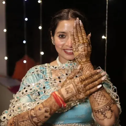 simple jaal full hand mehndi design