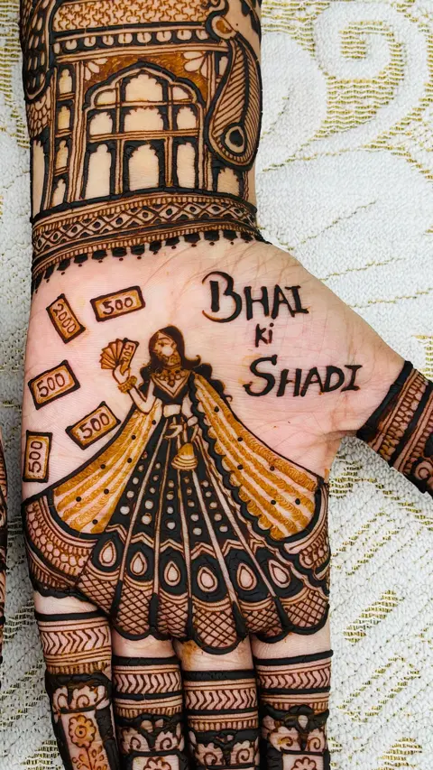 aesthetic bridal figure mehndi design