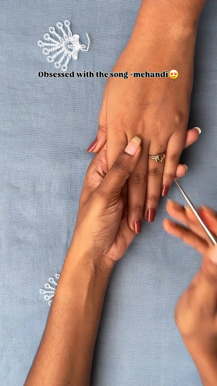 Bridal Back Hand Mehndi Design