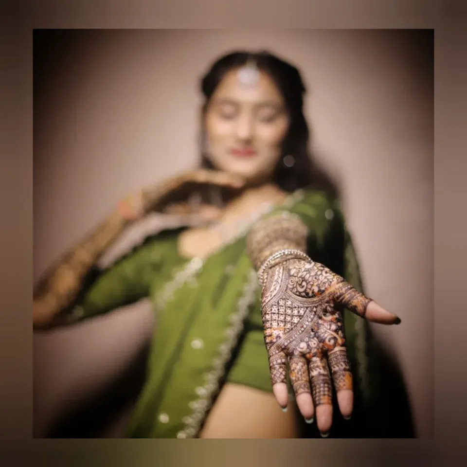 Bridal Indian Front Hand Mehndi Design