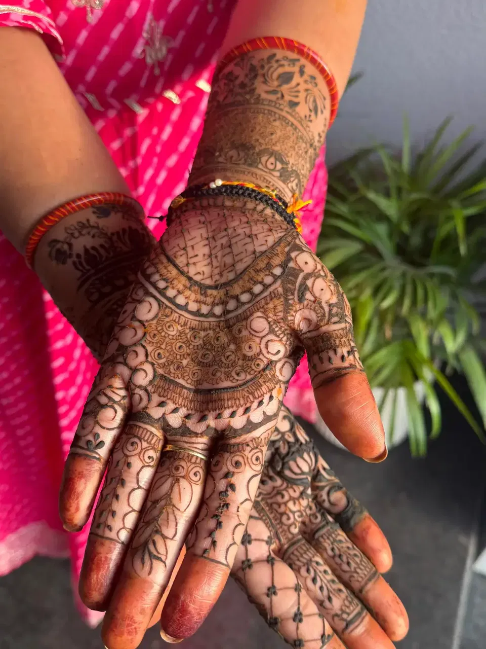 Front Hand Mehndi Design