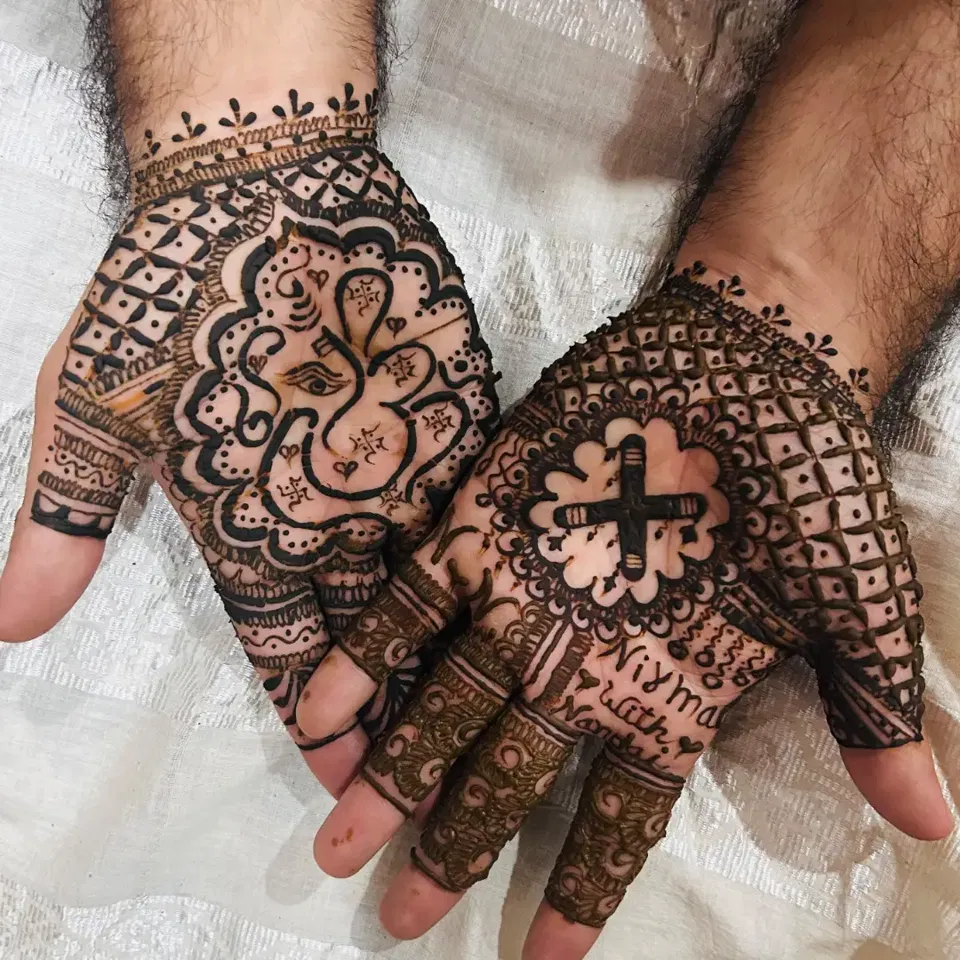 Back Hand Mehndi Design with Figures and Jaal