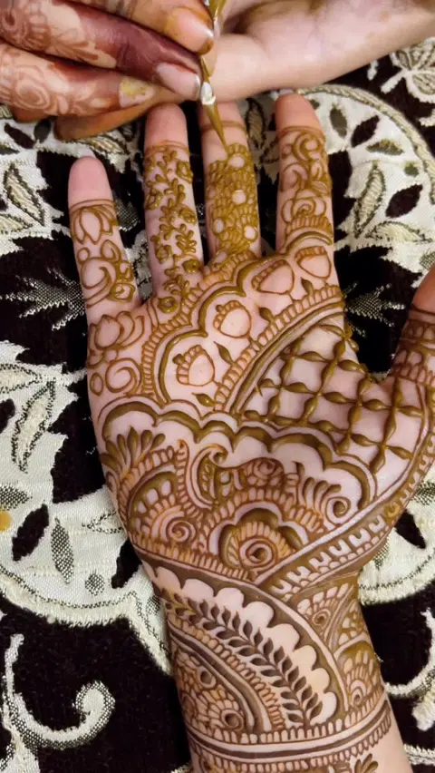 mehndi design