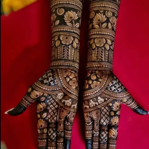 figure full hand mehndi design