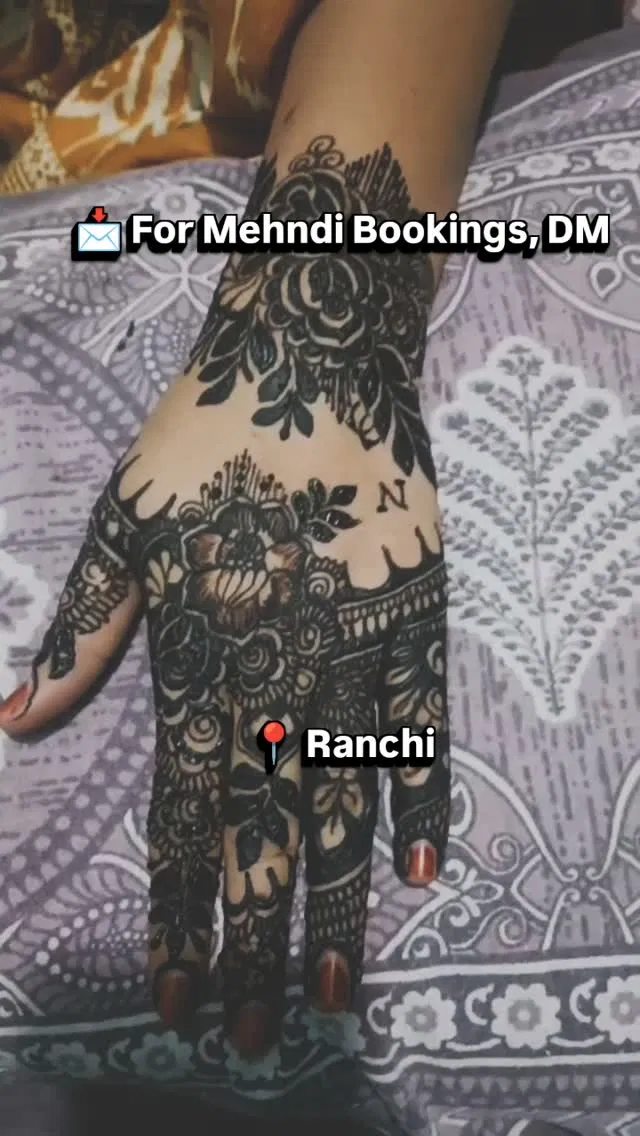 Back Hand Mehndi Design (2)