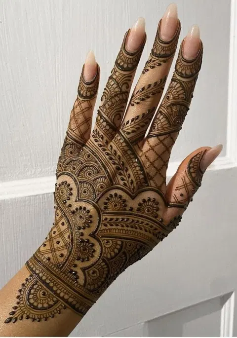 bridal indian back hand mehndi design