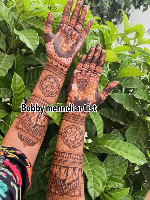 aesthetic bridal figure full hand mehndi design