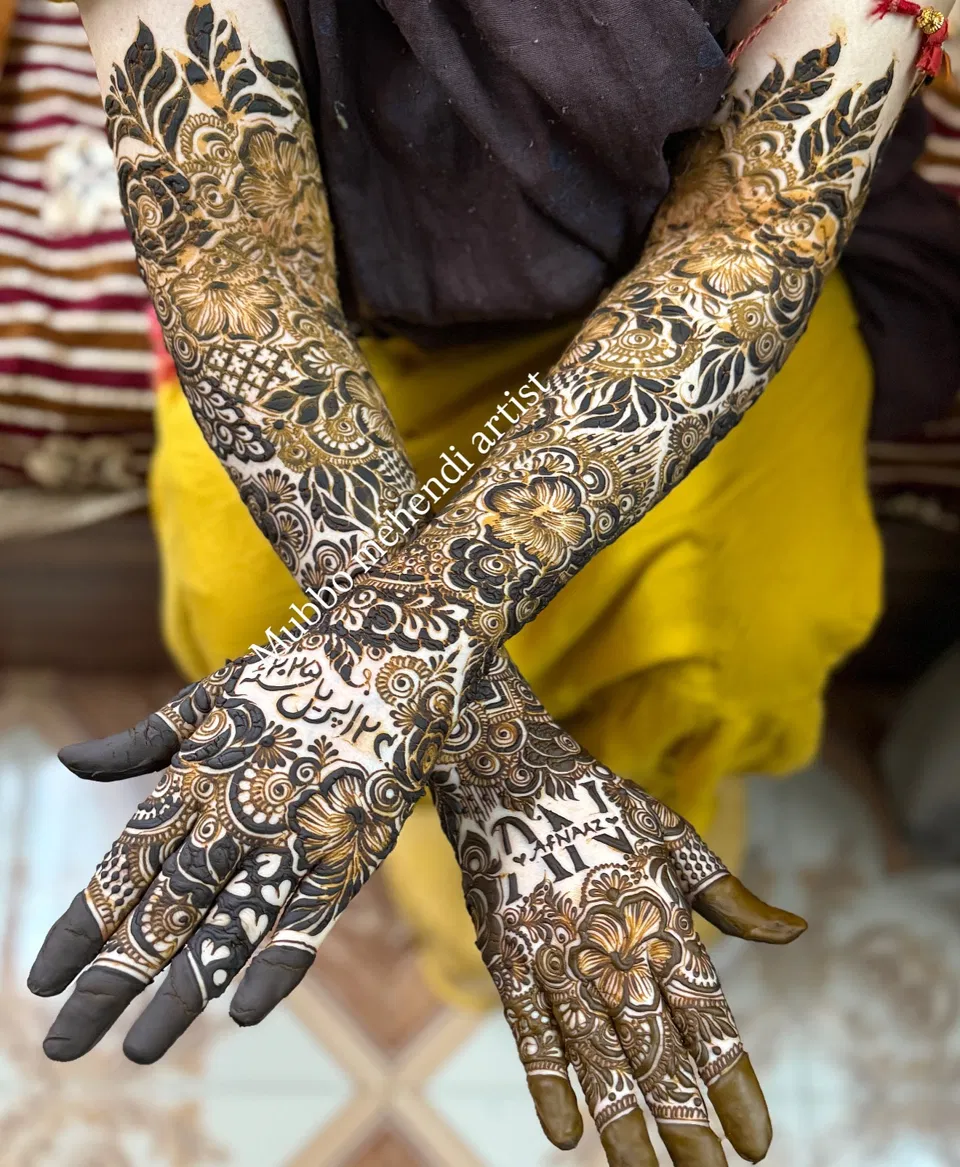 Aesthetic Bridal Full Hand Mehndi Design with Jaal (3)