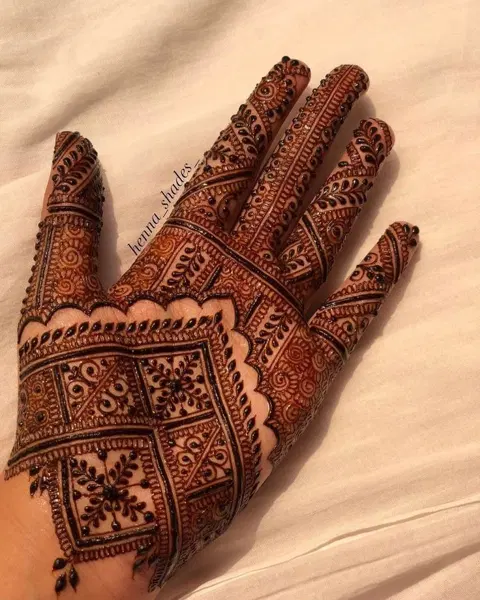 indian moroccan back hand mehndi design