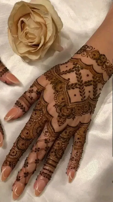 moroccan pakistani flower back hand mehndi design