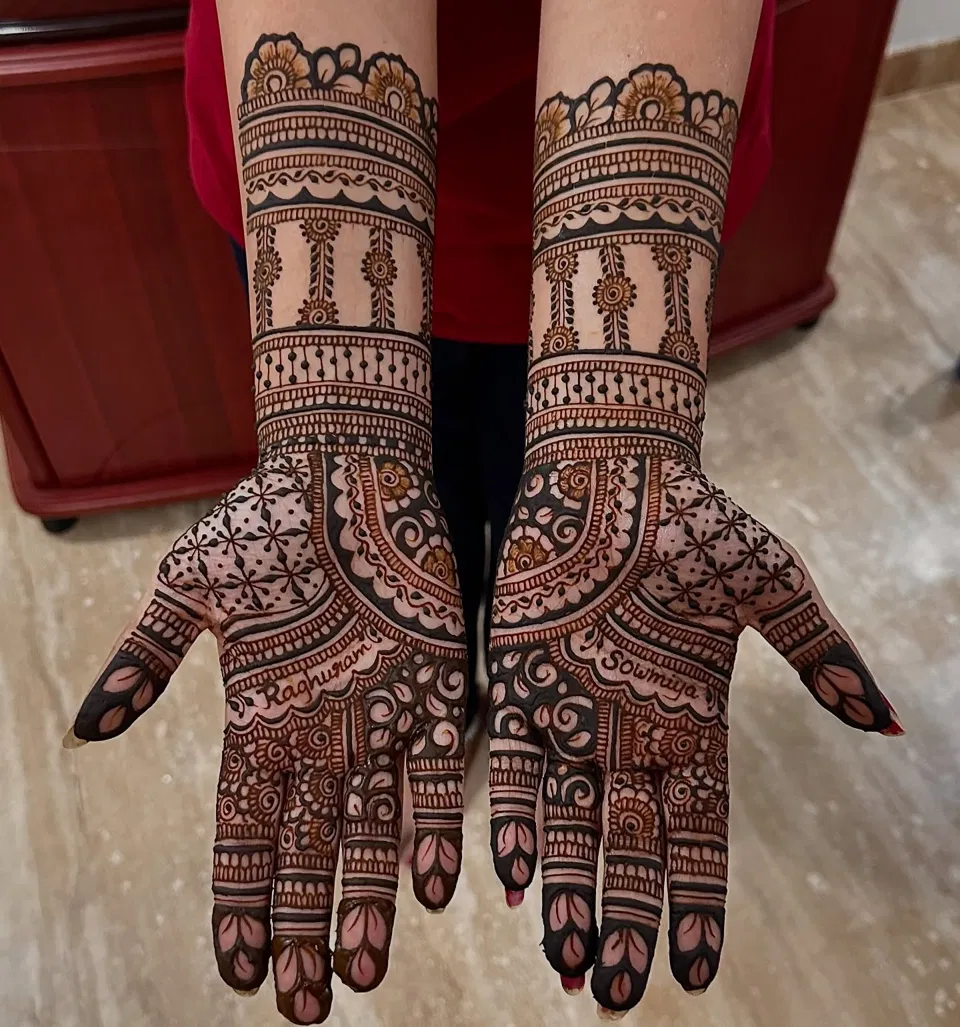 Bridal Front Hand Mehndi Design