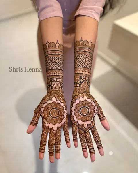 bridal circle full hand mehndi design