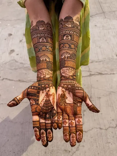 bridal indian front hand mehndi design