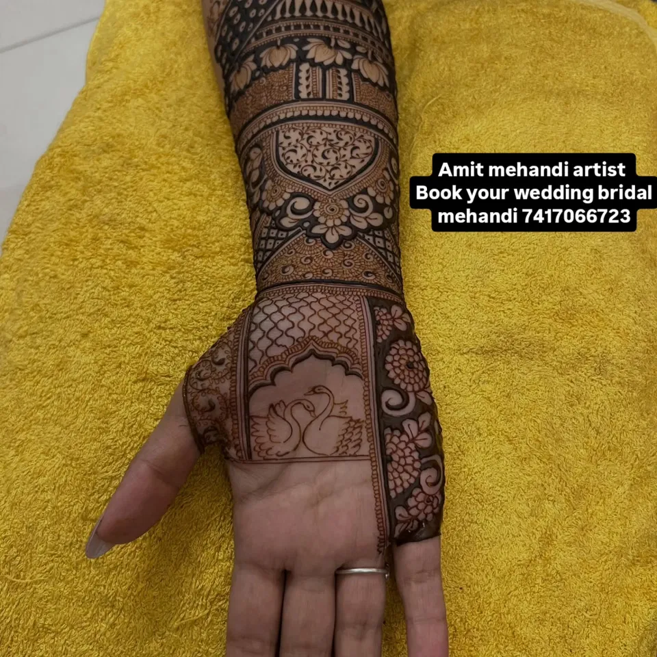 Full Hand Mehndi Design with Figures (4)