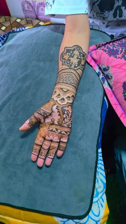 bridal full hand mehndi design