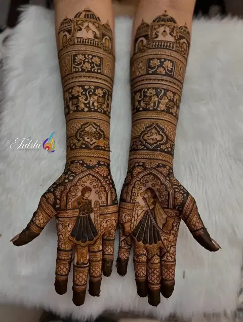 bridal figure front hand mehndi design
