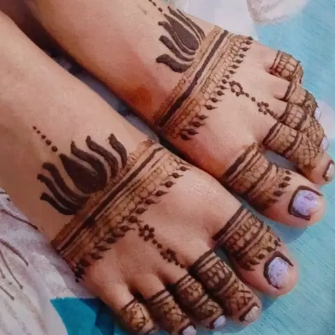 foot mehndi design