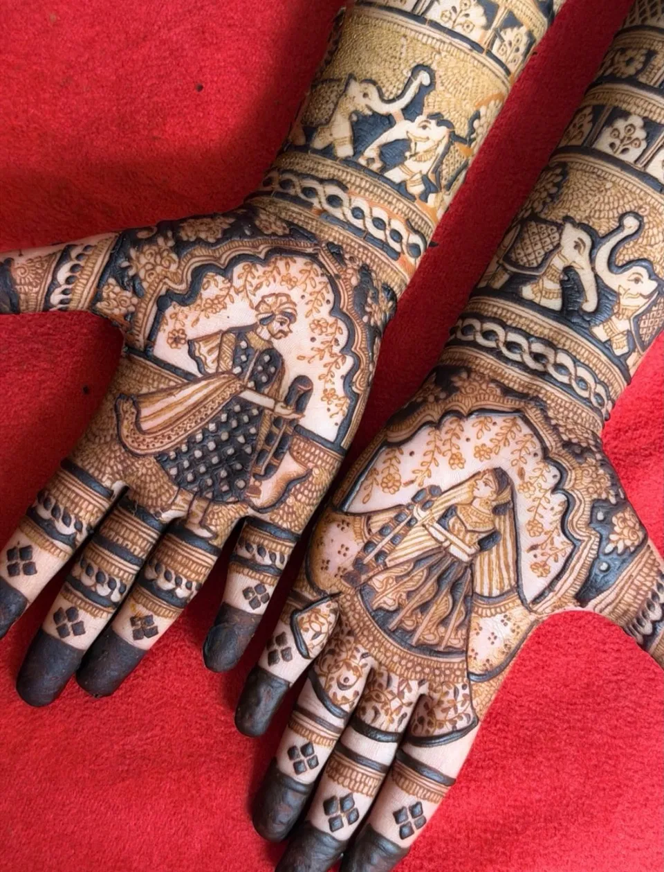 Heavy Mehndi Design