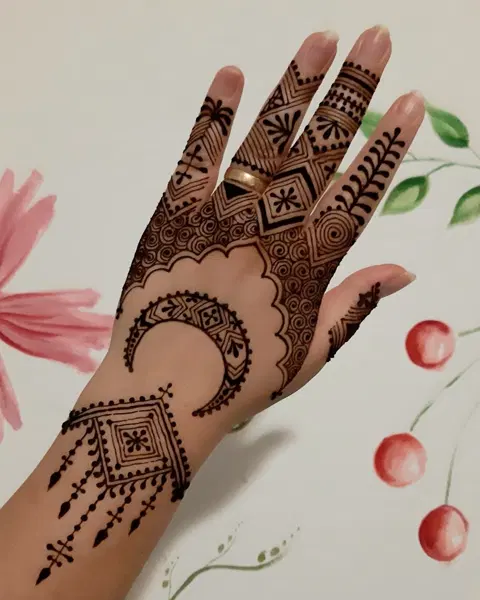 aesthetic moroccan circle full hand mehndi design