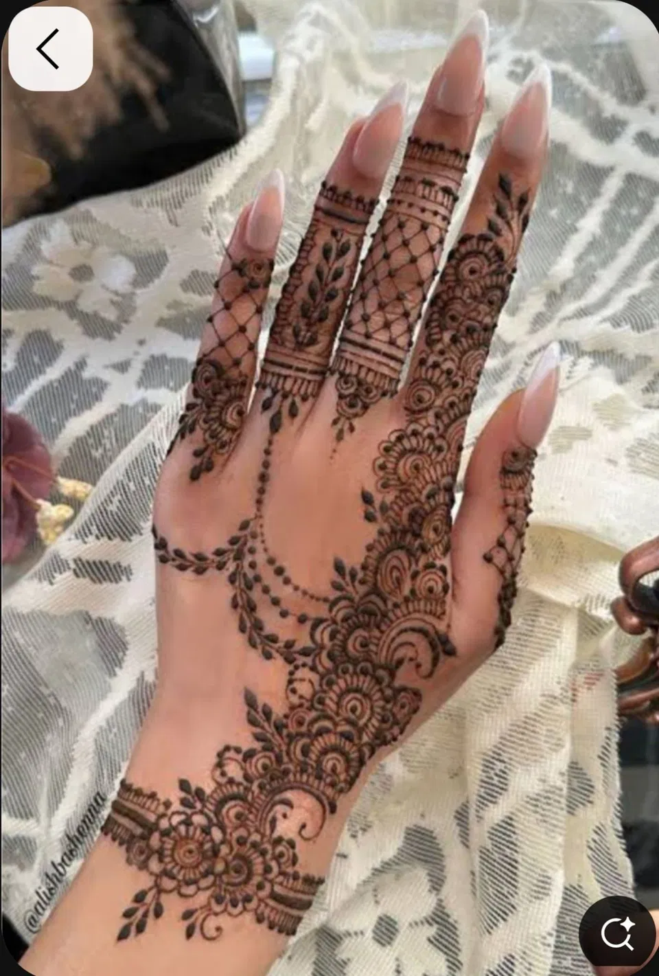 Bridal Minimal Finger Mehndi Design with Deity