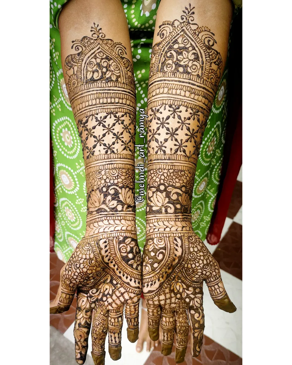 Full Hand Mehndi Design (2)