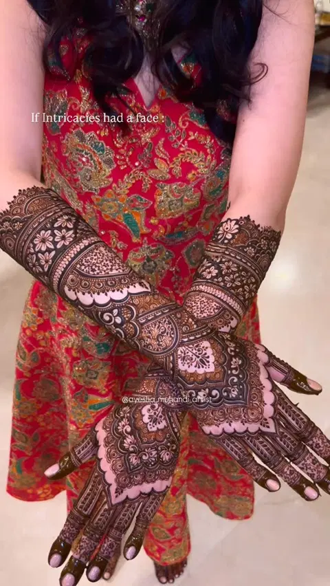 bridal front hand mehndi design