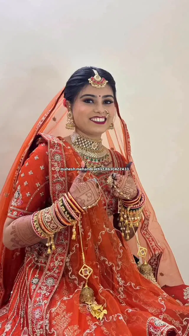 Bridal Mehndi Design with Figures