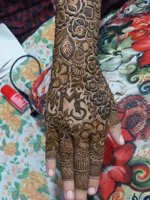 bridal heart full hand mehndi design