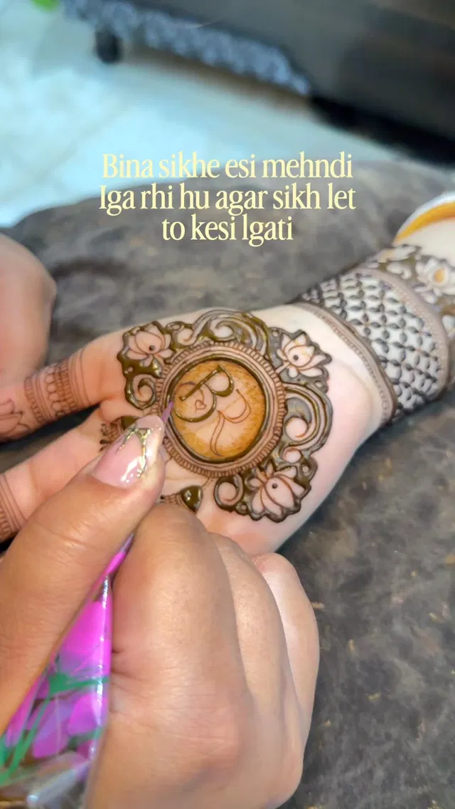 Front Hand Mehndi Design with Gol Tikki