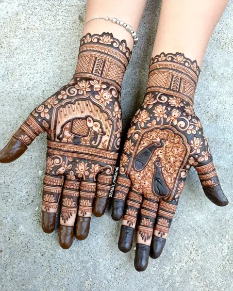 aesthetic peacock mehndi design