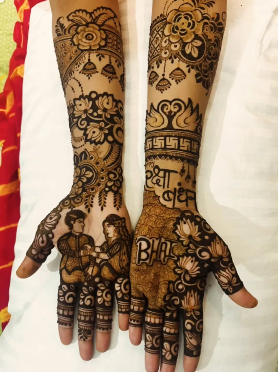 Full Hand Mehndi Design with Figures (3)