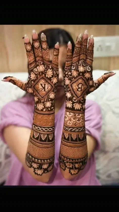 aesthetic figure full hand mehndi design