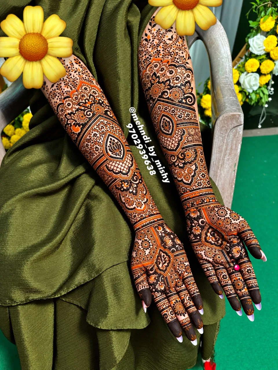 Front Hand Mehndi Design