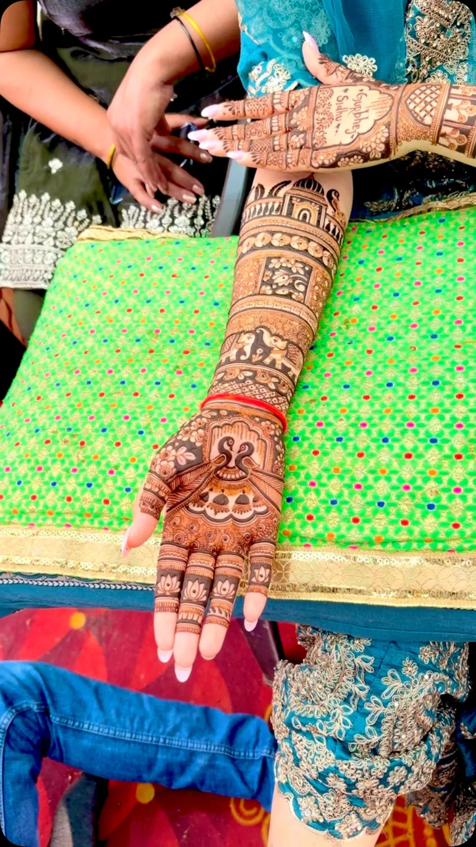 Arabic Mehndi Design