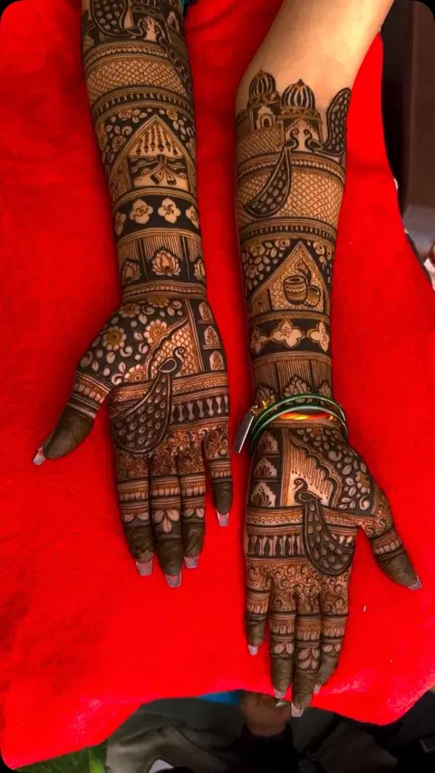 arabic figure back hand mehndi design