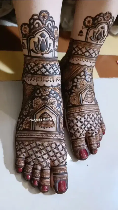 aesthetic bridal figure foot mehndi design